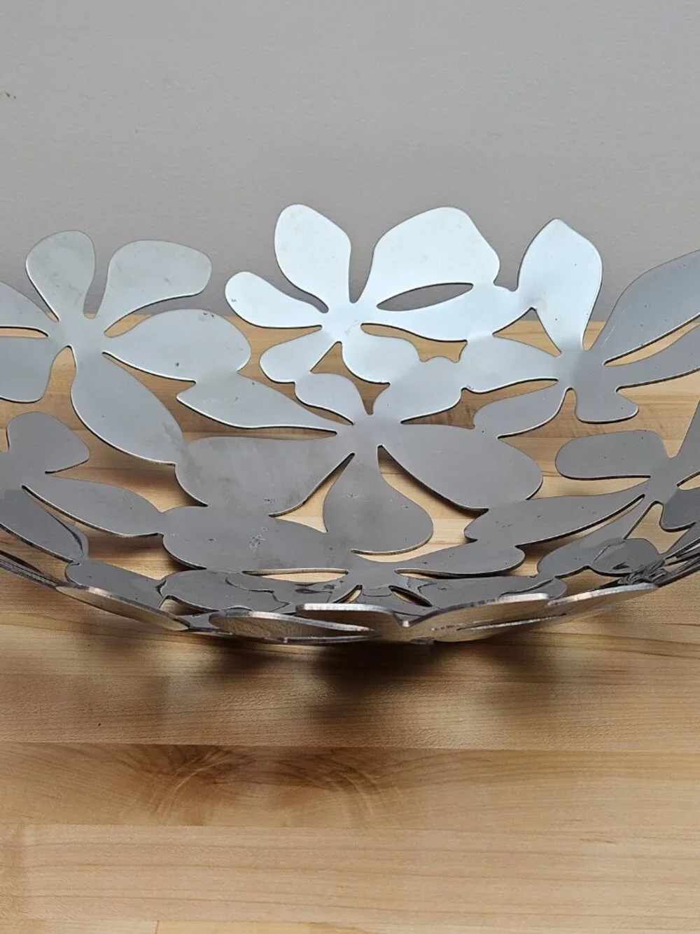 IKEA Stockholm Large Stainless Steel Bowl Monika Mulder Floral Leaf Design 17